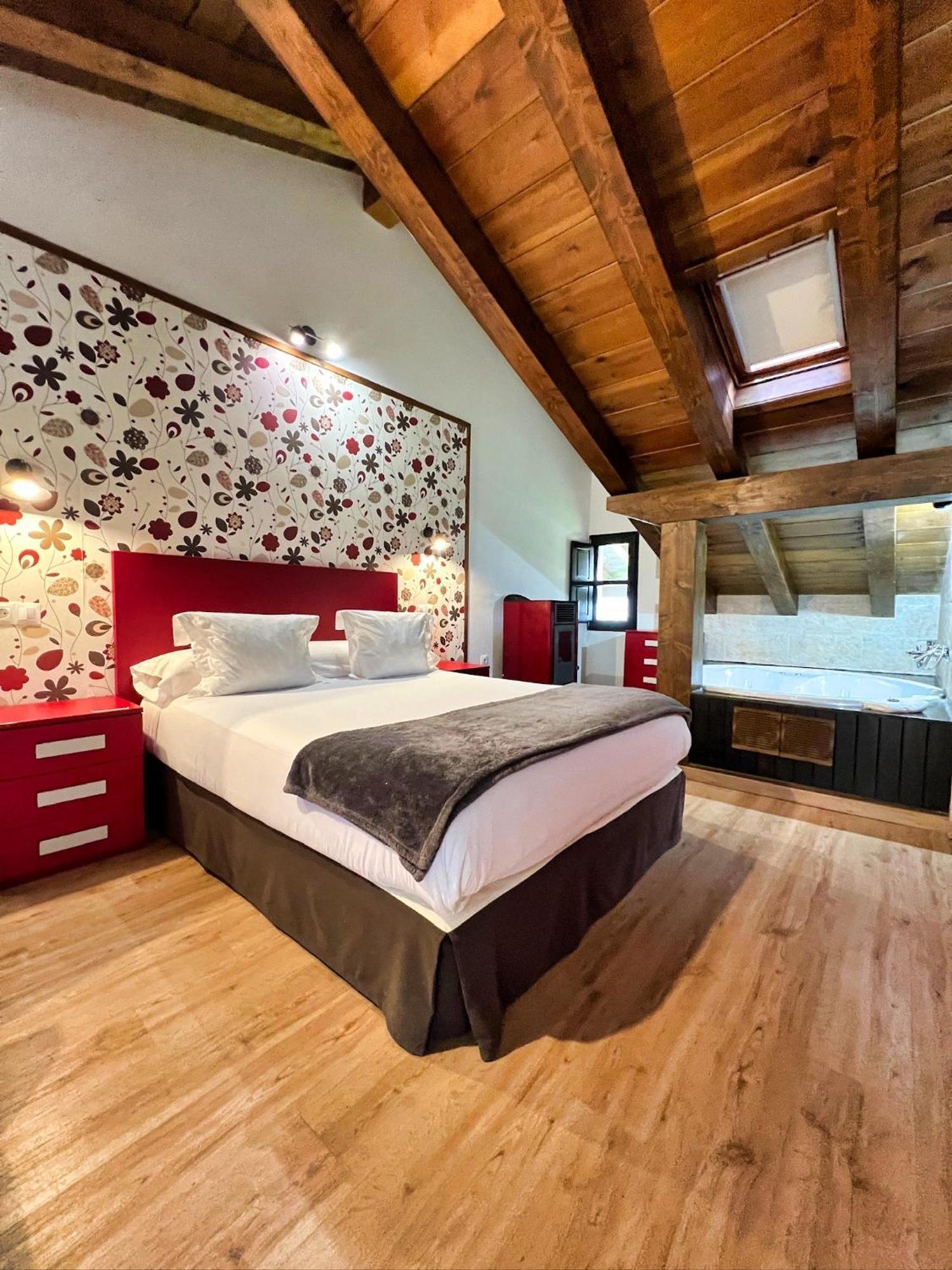 Apartamentos Spa Casco Historico De Isla - Alojateisla Room photo